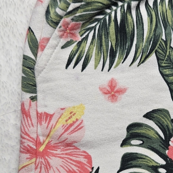 Zara Floral Shorts Size 7 - Picture 3 of 5